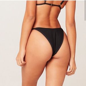 L Space Black Ribbed Bottom New